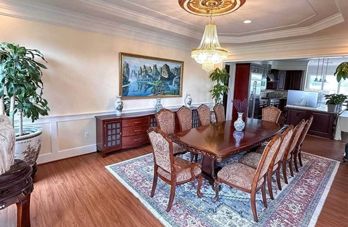 Purcellville Bed & Breakfast | 5BR Lakefront Estate w/Private Island Access/Entire House + Breakfast Included