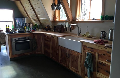 McCall House | A-frame escape with Payette Lake views and backdoor Forest access. Pet Friendly.