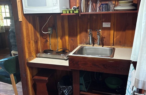 Brisco Cabin | Addison's Bungalows