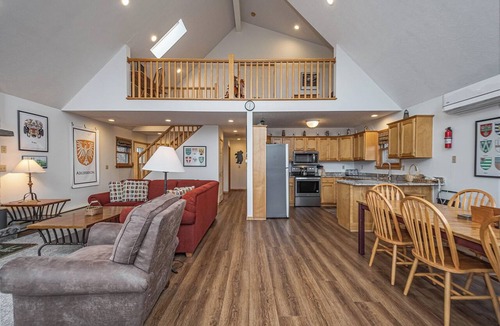 McHenry Cottage | Adlerskron by Taylor Made Deep Creek