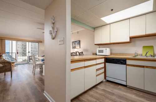 North Ocean City Condo | Adorable 2 bedroom 2 bath condo in desirable North Ocean City