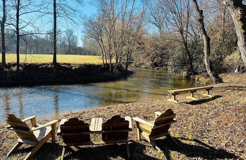 Mineral Bluff Cabin | Adorable, cozy, waterfront cabin on the River, fish, kayak, tube from property.