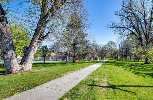 Harrison Boulevard Cottage | Adorable Private Cottage | Close to Attractions