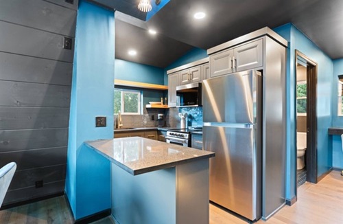 Omaha Cabin | Adults-Only Luxury Cabin w/Steam Shower + HotTub