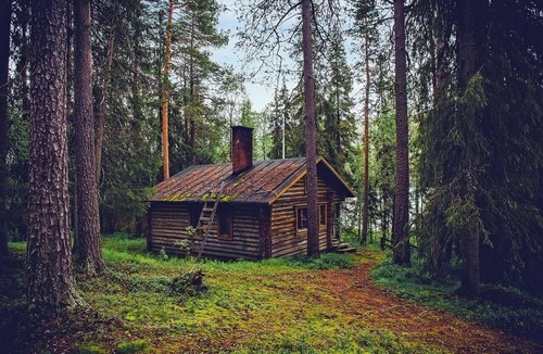 Levelock Apartment | Alaska Timezone