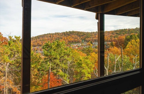 Keezletown House | Alpine Vista- One of the best views- Brand New Renovations -3 King Beds!