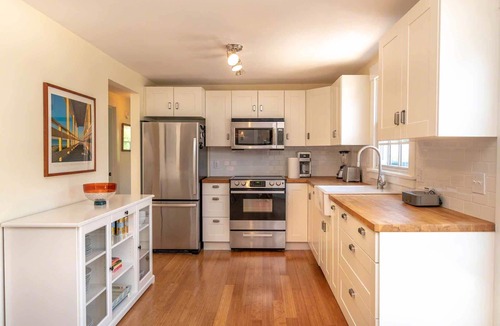 Edgartown House | Architect-Renovated Edgartown Cape With Pool