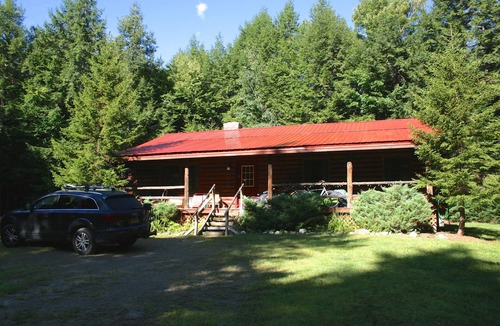 Wardsboro Cabin | Authentic Vermont Log Cabin Between Mount Snow and Stratton - No monthly rentals