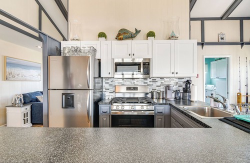 Forked River House | Bayfront Home w/Boat Dock & Deck in Forked River