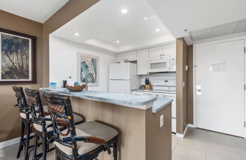 Hutchinson Island South Apartment | Beach Condo/Island Beach Resort/No Cleaning Fee/Condo 410