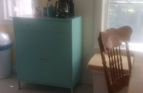 Kennebunk Cottage | Beach Cottage within walking distance to shops and restaurants, 2 miles to beach