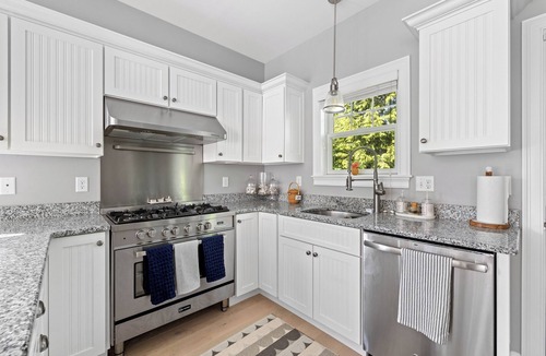 Arundel House | Beach Plum-Elegant Coastal Escape