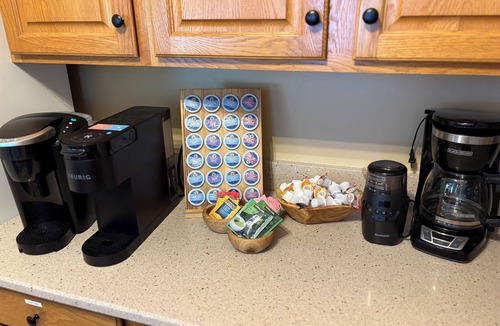 Massanutten House | Bear Cabin-One Level/Indoor hot tub/pet friendly/FREE POOL PASS FOR 2026
