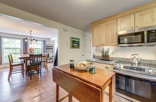 Kennebunk House | Beautiful Mousam River Retreat: Hot Tub & Kayaks!