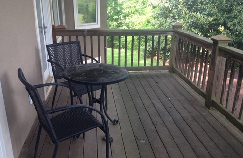 Charlottesville House | Beautiful, Relaxing Getaway for Family and Friends