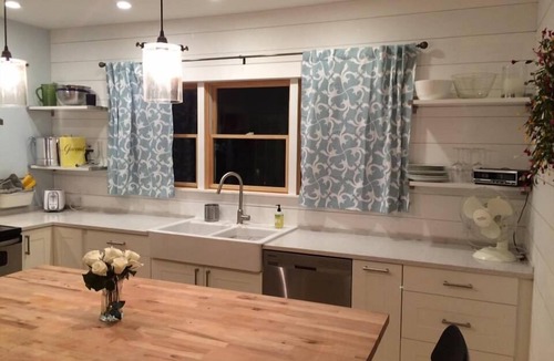 Rockland House | Beautiful South End home, 5 minute walk to downtown and beach!