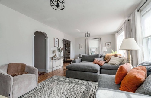 Salem House | Beautifully Remodeled Colonial Charmer - 3 Bed, 2 Bath near Tuscan Village!