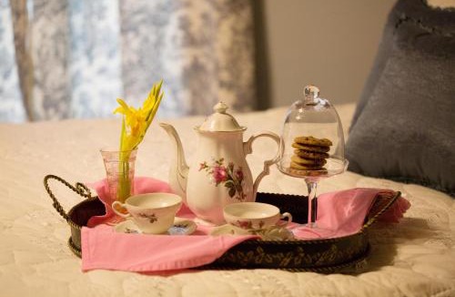 Mount Airy Bed & Breakfast | Bees B & B