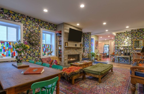 East Bayside Hostel | Black Elephant Hostel