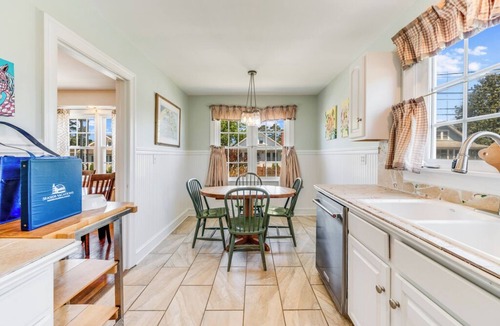 Chincoteague House | Black Skimmer by Seaside Vacations & Sales