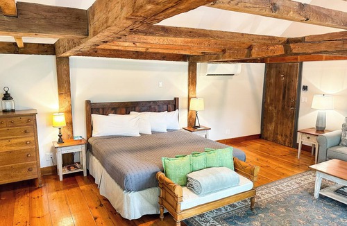 Amherst Bed & Breakfast | Black Walnut Inn