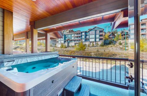 Big White Ski Resort House | Blacksmith Lodge 4