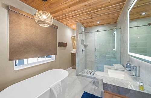 Indialantic By The Sea Hotel | Bleu Beach Resort
