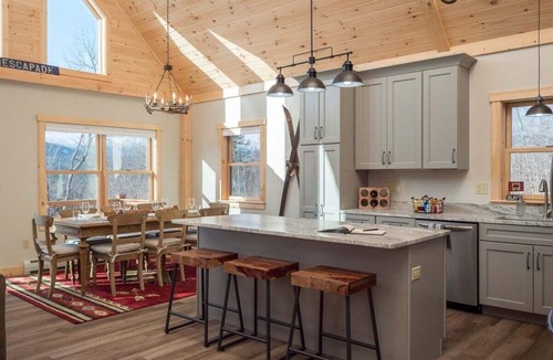 Sunday River Area Ski Chalet | Blizzard Peaks Lodge - Overlooking Sunday River