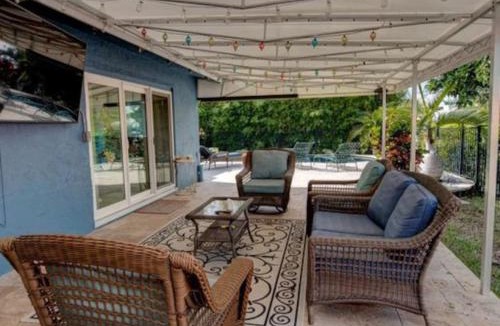 Stuart House | Blue Heaven in the Heart of Stuart Heat salt pool