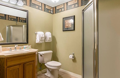 Table Rock Resort | Bluegreen Falls Village, Branson, 2br Condo, Free Parking and WiFi