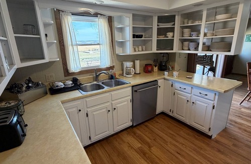 Springfield House | Bluff’s Bend Retreat