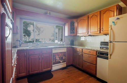 Lexington Park House | Boho Waterfront Escape 5BR Deep-Water Piers Family Fun
