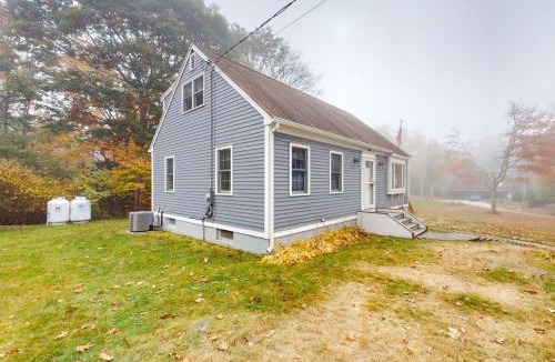 East Boothbay House | Boothbay Harbor Home with Water Views | Near Dining & Whale Watching