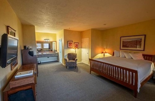 Boulder Hotel | Boulder Mountain Lodge