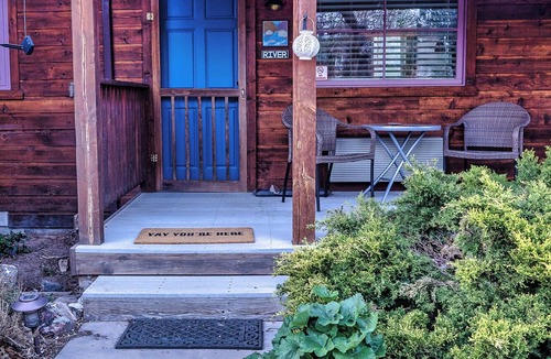 Escalante House | Boutique Retreat, Loubird Property