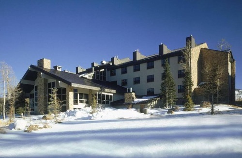 Brian Head Villa | Brian Head | Couples Alpine Stay | Pool + Spa