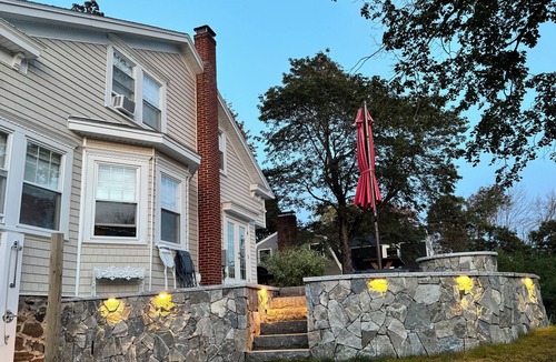 York Harbor House | Bright 3BR Coastal Home Fire Pit, Outdoor Shower, EV Charger Near York Harbor