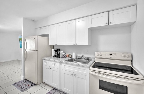 West Little Havana House | Bright Miami Escape near Attractions