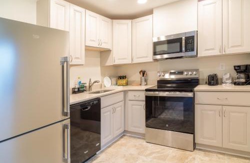 Potomac Apartment | Bright, Spacious Home with Private Deck