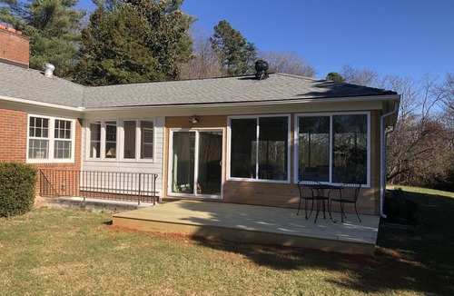 Charlottesville House | Broad Reach Secluded cottage with open living space, sunset deck, big yard
