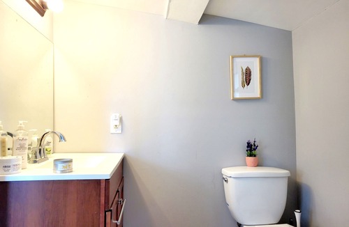 Downtown Baltimore Hostel | Budget Bed Room near Downtown