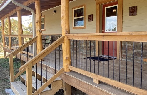 Harrison Cabin | Buffalo Sky Cabin has stunning views of Buffalo National River and mountains