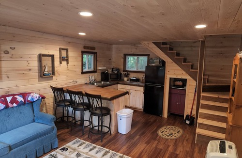 North Penobscot Cabin | bunk house on a pristine lake 25 min from Mt katahdin awesome 4 wheeling