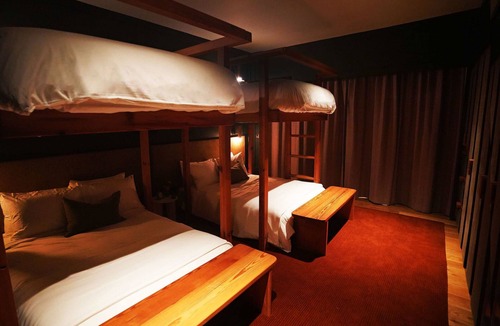 Fredericksburg Hotel | Bunk Suite, Albert Hotel | Enjoy Poolside Bar and Nearby Historic Saloon
