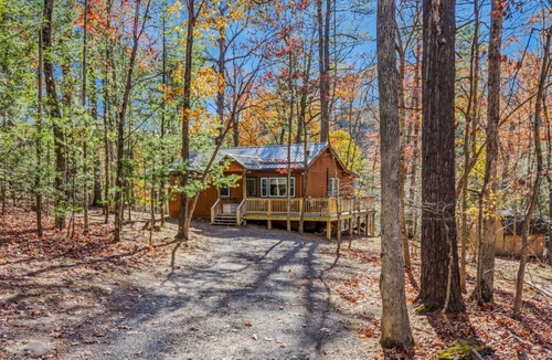 Berkeley Springs House | Cabin at Sleepy Creek - creek, wifi, pets, fire pit, deck, grill, fishing