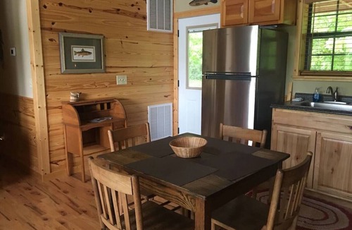 Calico Rock Cabin | Cabin on the White River - Record size trout!