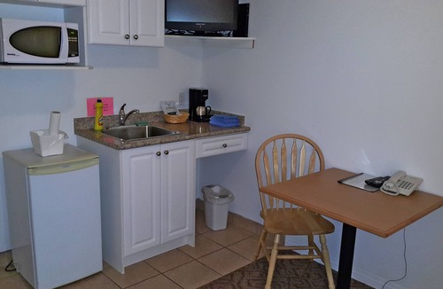 Oliver Hotel | Cactus Tree Inn