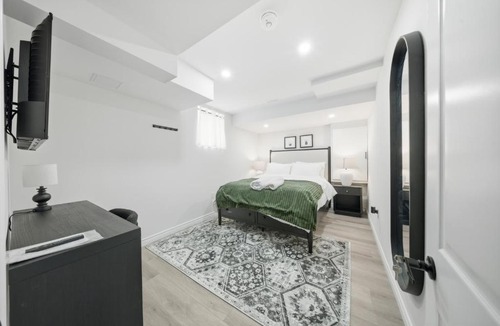 Caledon Apartment | Caledon Quiet Luxury Escape 3BR Suite