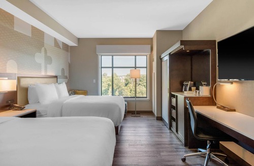 Berwyn Hotel | Cambria Hotel College Park
