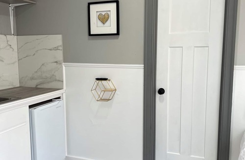 Capital View Apartment | Canyons Cozy Apartment Little Rock Pets Welcome